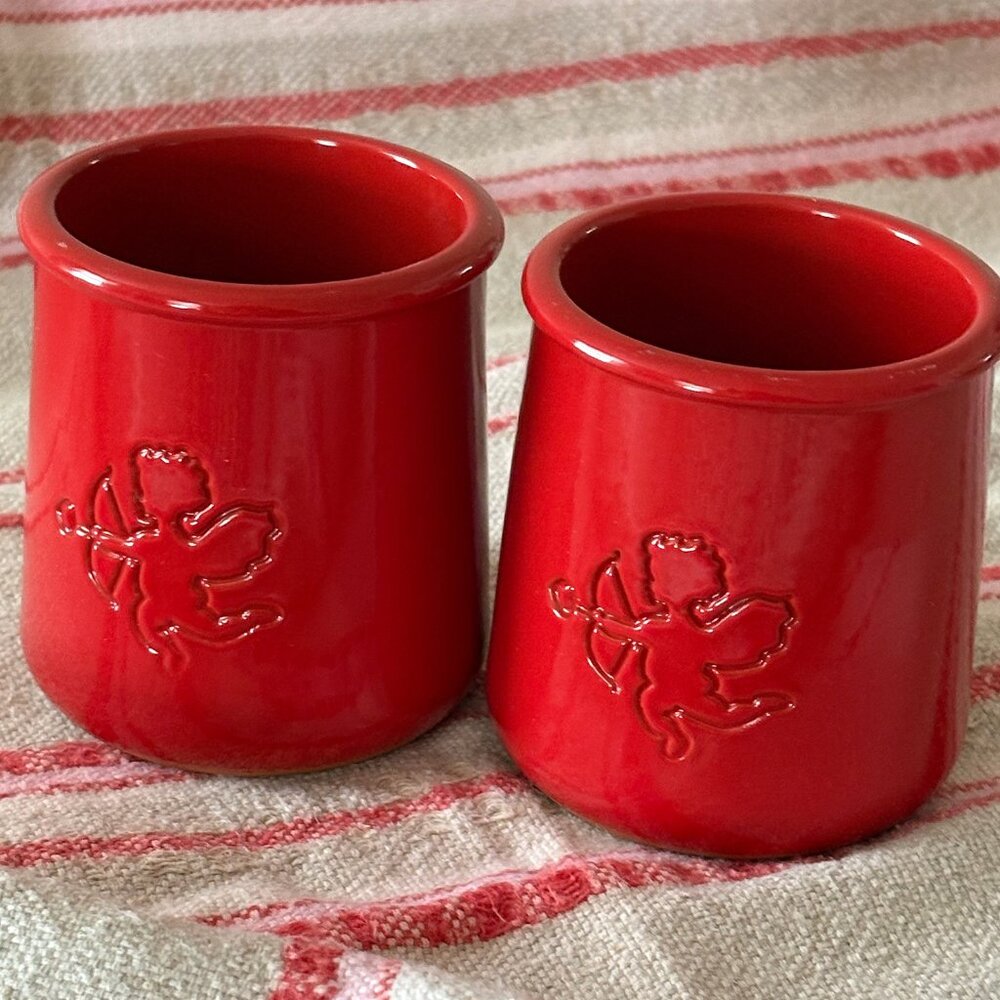 (2) La Fermière Yogurt Pots ~ Valentine Red & Cupids ❤️ -- Cleaned Rims! {lot 2}